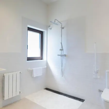 Brisa De Quintres מלון *